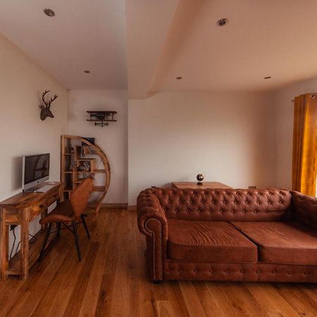 Luxury Cottage With Stunning Views By Fairy Pools 4 Carbost  Extérieur photo