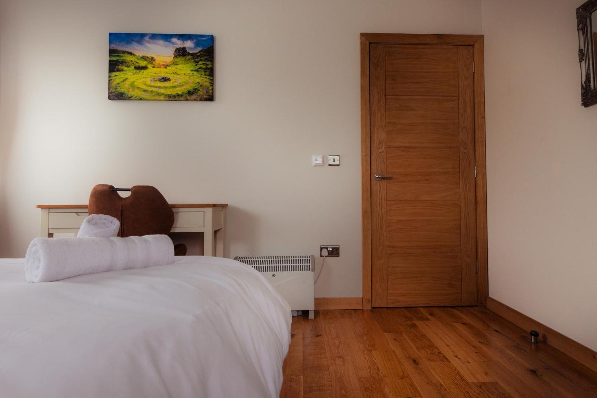 Luxury Cottage With Stunning Views By Fairy Pools 4 Carbost  Extérieur photo