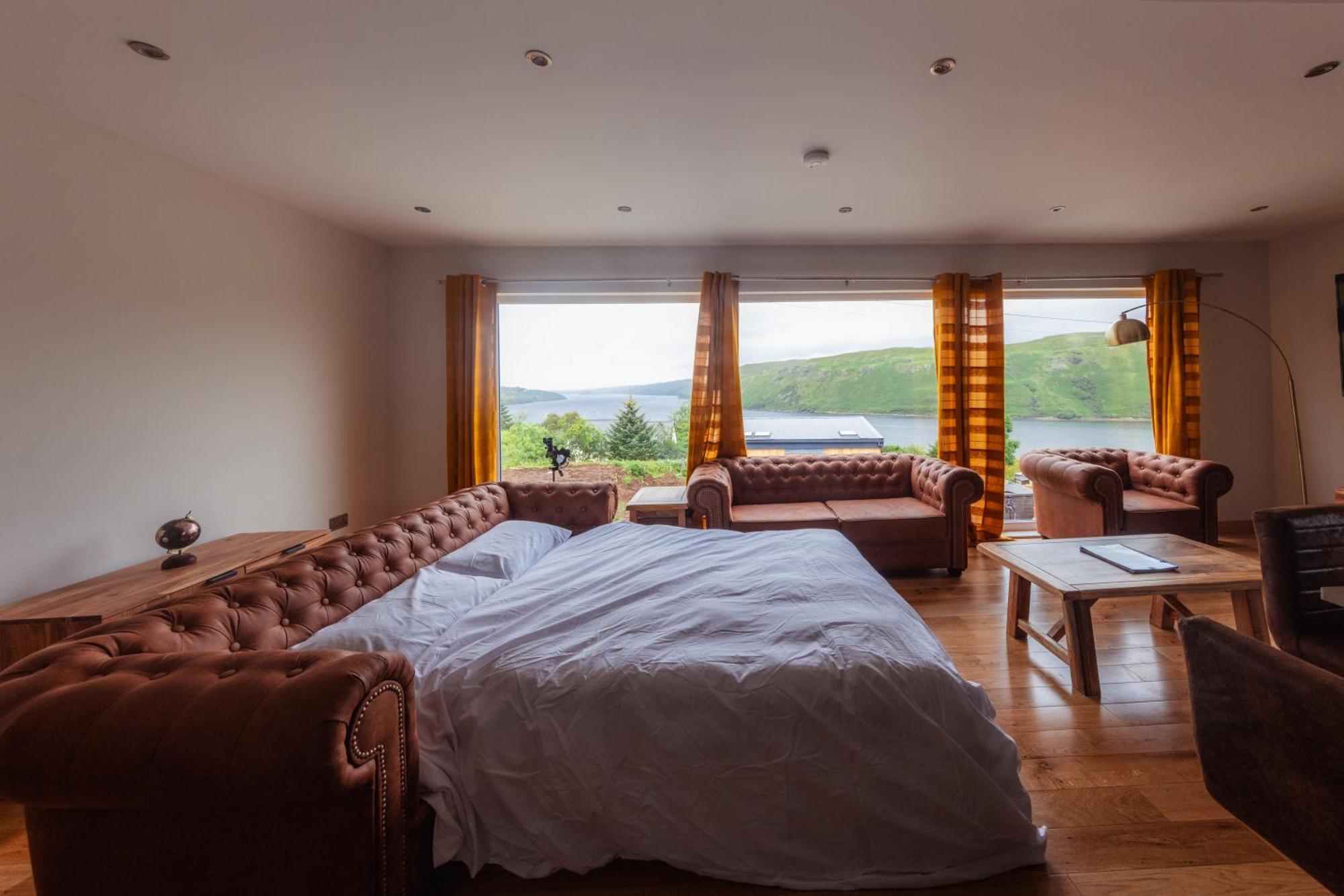 Luxury Cottage With Stunning Views By Fairy Pools 4 Carbost  Extérieur photo